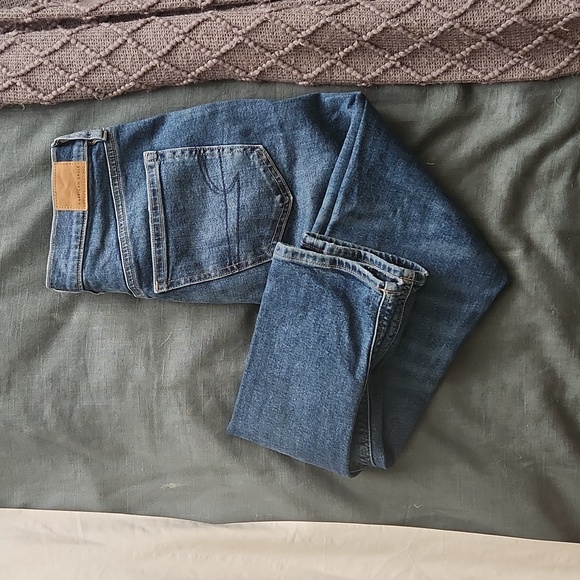 American eagle size 4 regular - Picture 3 of 3